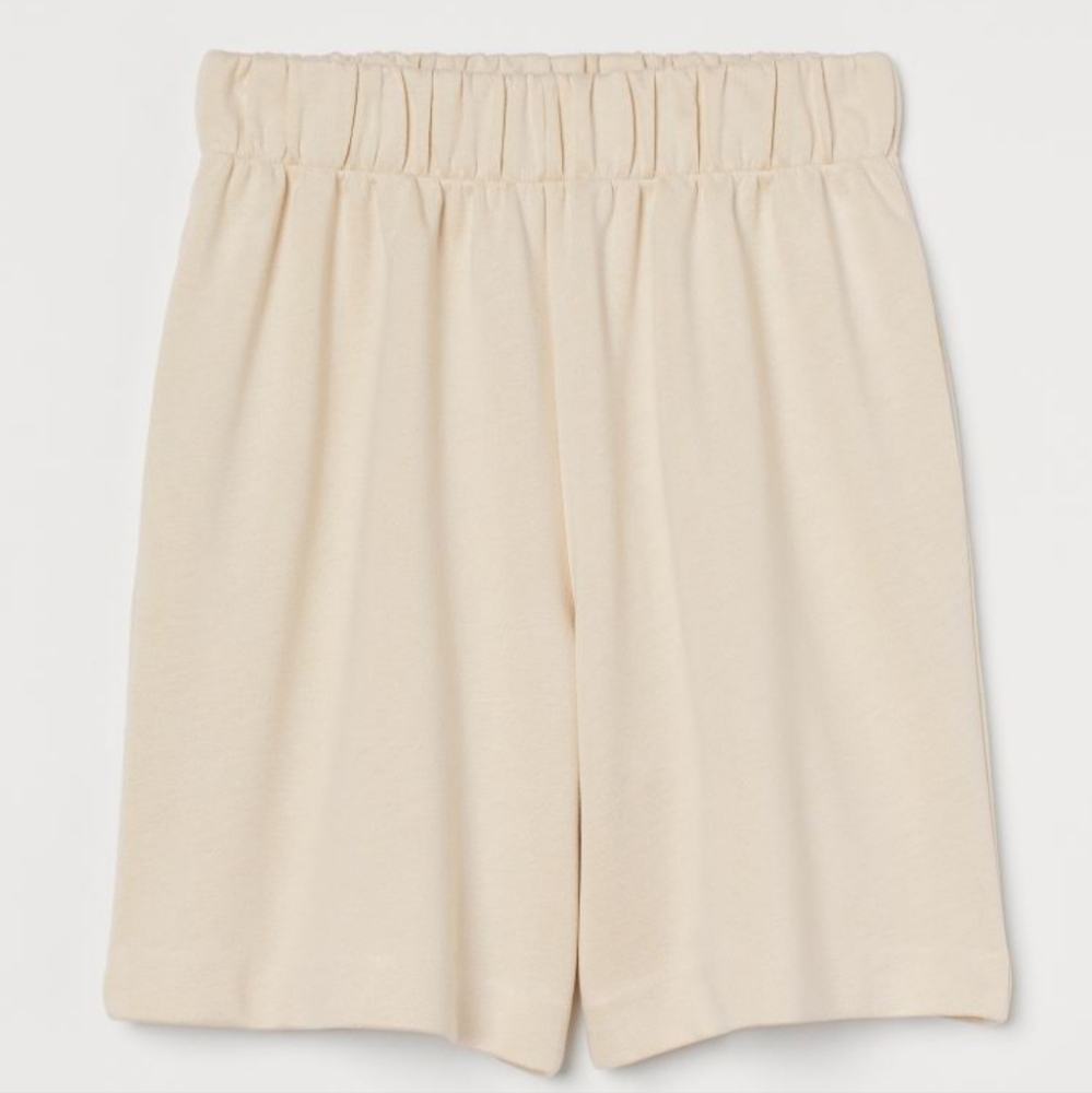 NWT H and M Jersey Shorys